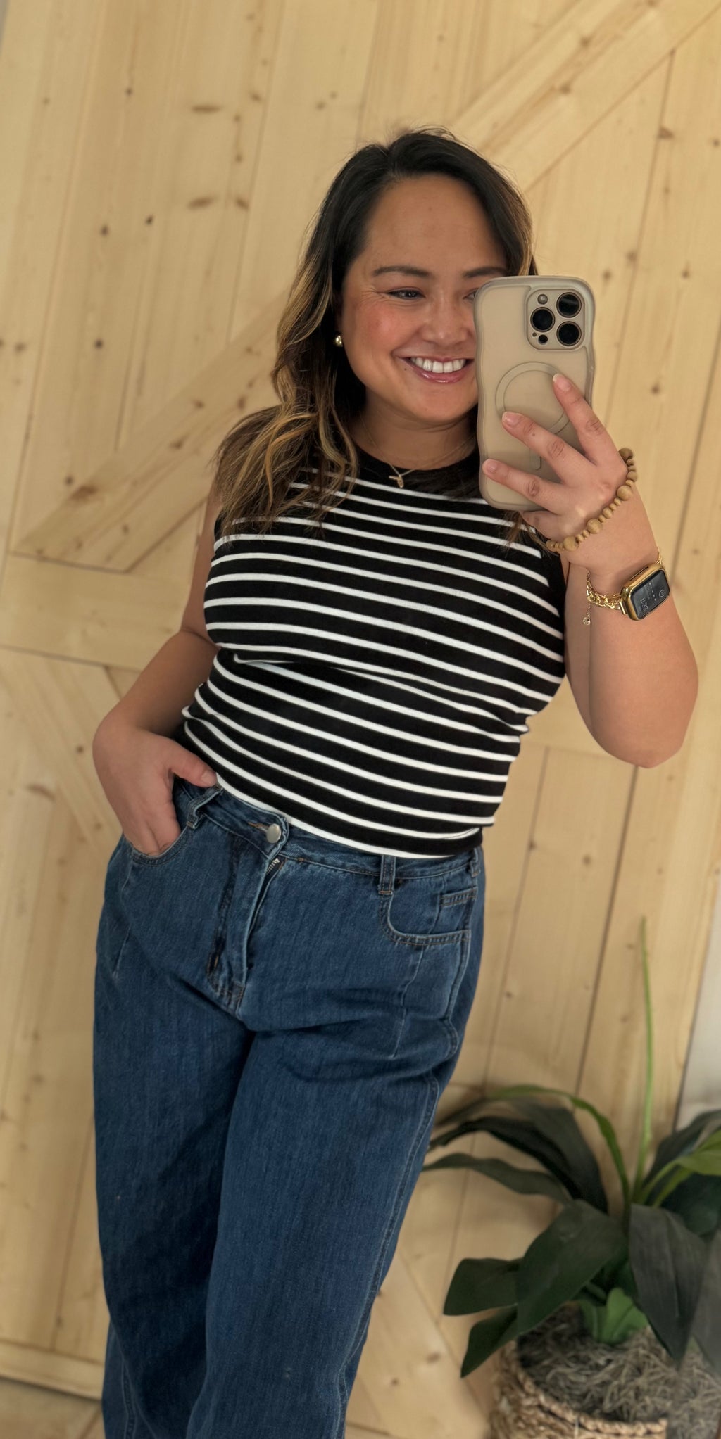 Essential Crew Neck Tank with Built-in-Bra