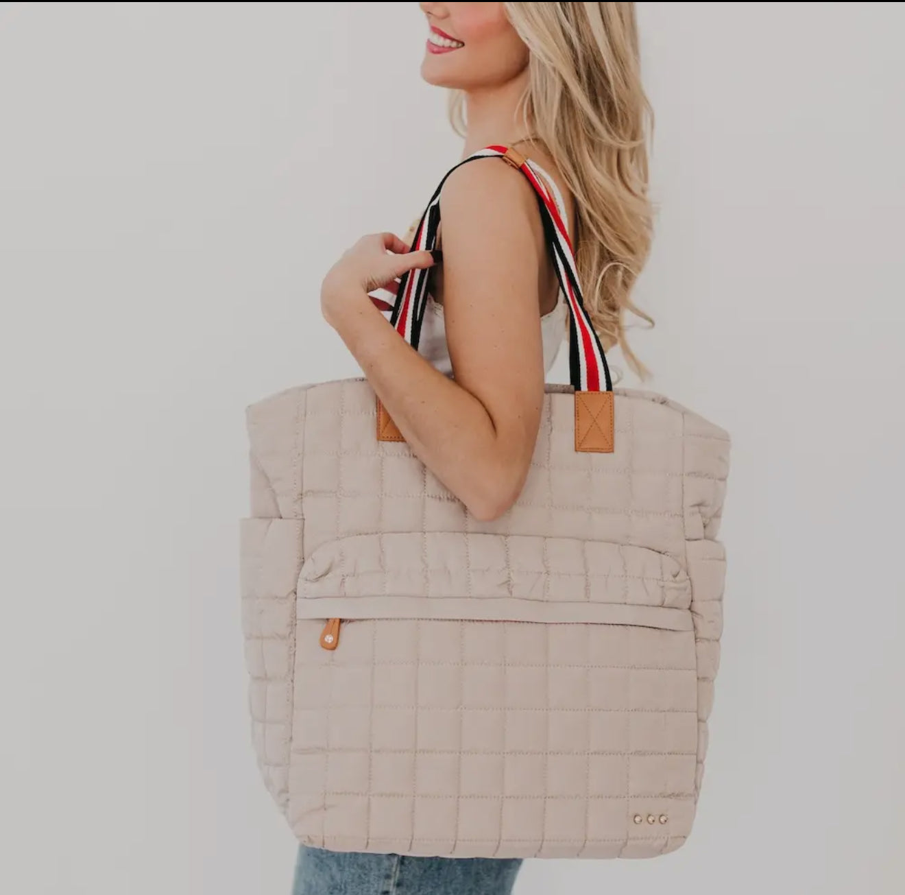 The Jetsetter Travel Roller -Tan
