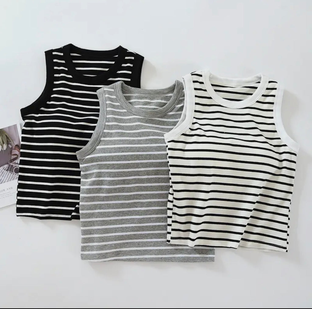 Essential Crew Neck Tank with Built-in-Bra